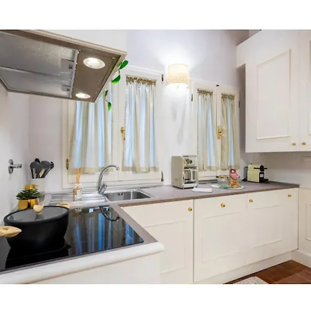 The Bright Window In Florence! Centralissimo! Appartamento